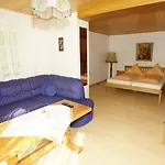 Zum Froschkoenig Гостевой дом Люббенау